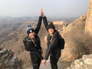 Students at the great wall of China