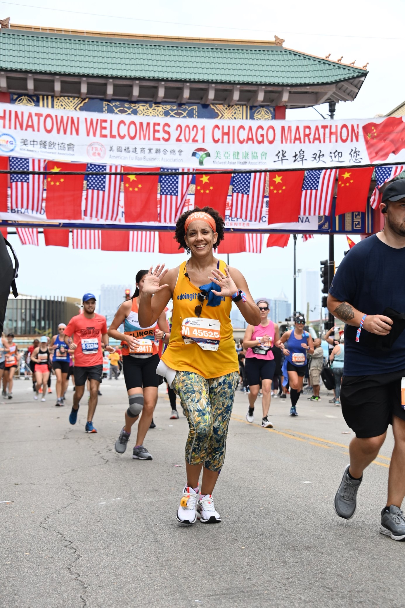Felicia Williams female running the chicago marathon