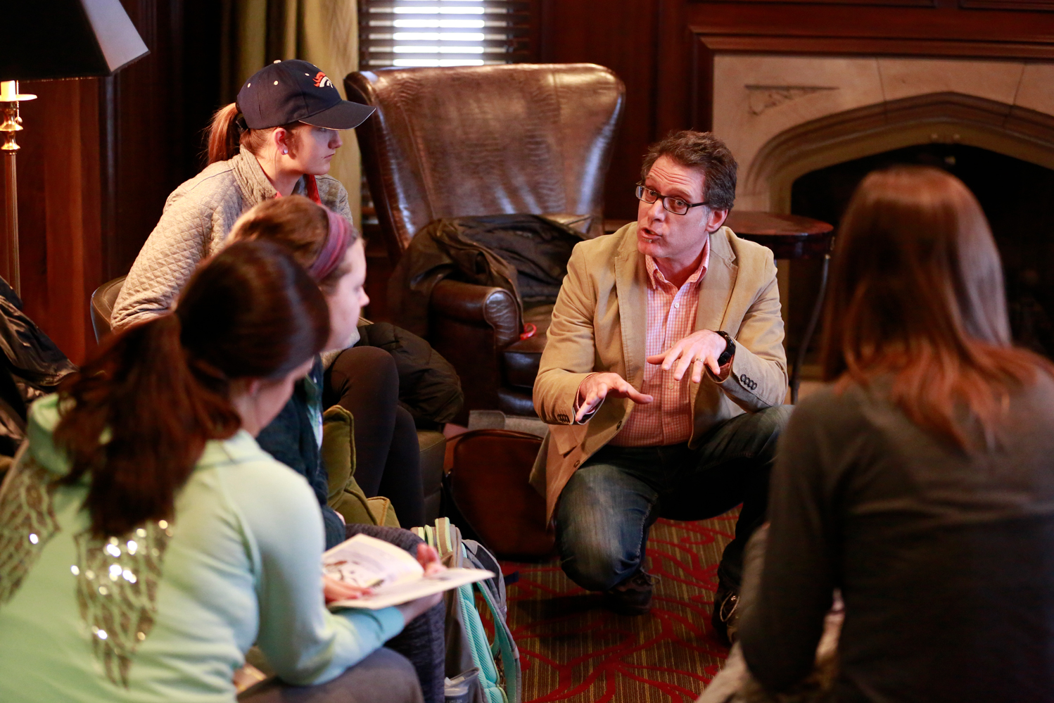 Professor teaching in the Writing Center